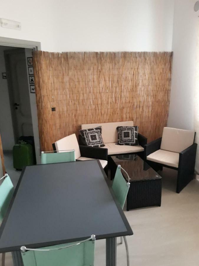 Rooms Center Wolf - Matrimoniale E Comunicanti Matera Esterno foto
